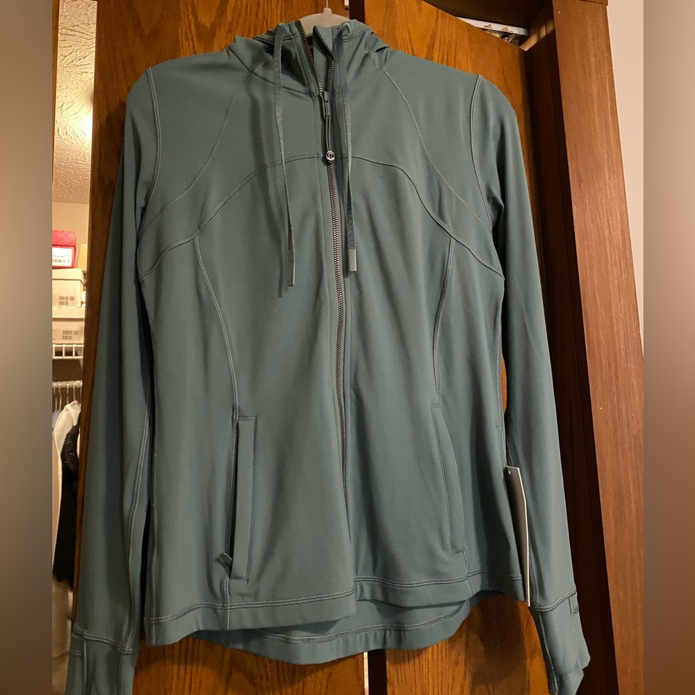 Lululemon hooded define nulu